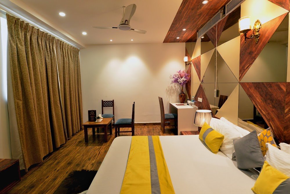 Hotel The Yellow