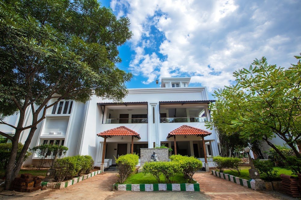 Poppys Vista Hotel