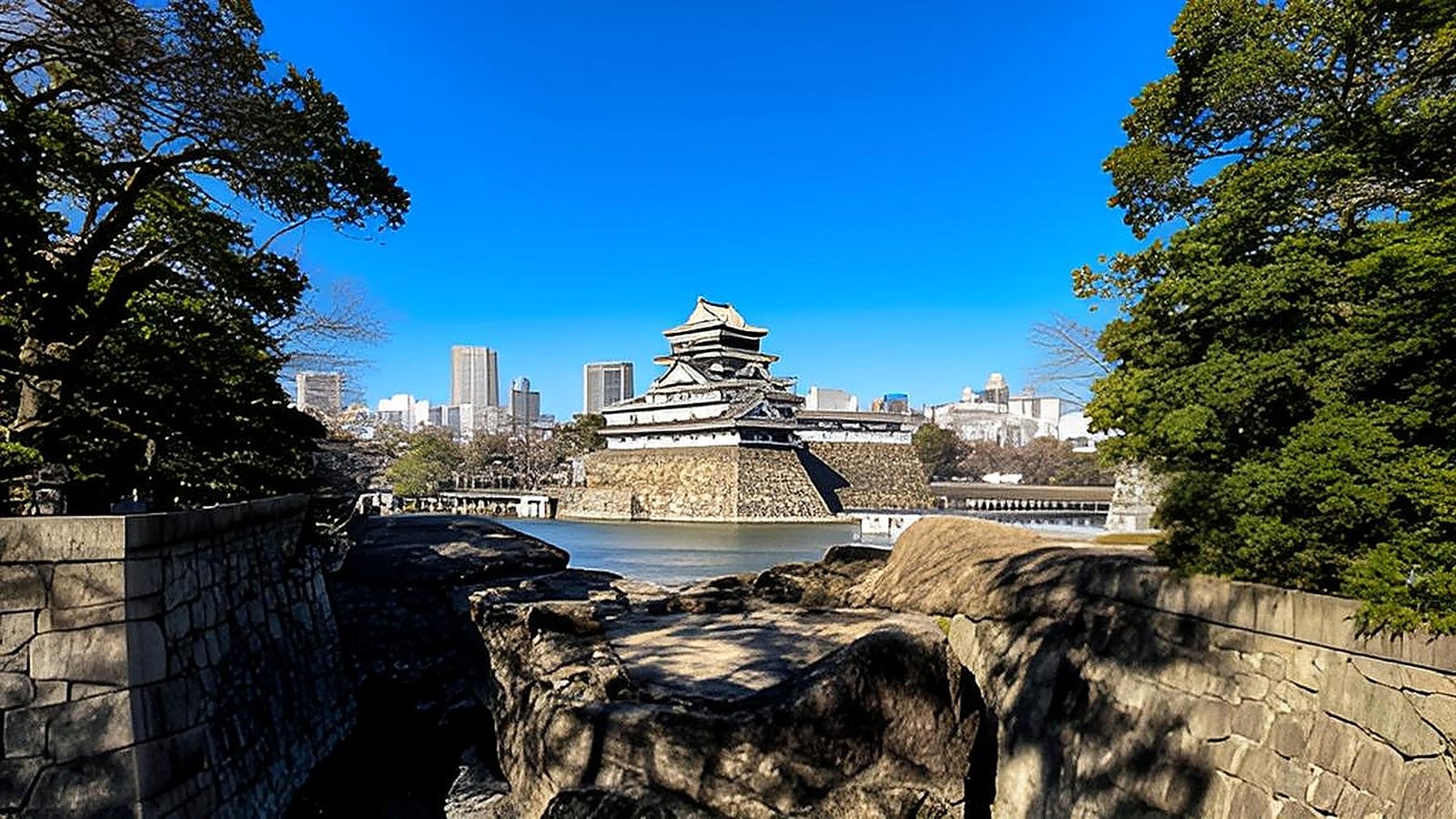 Experience a Stunning Japanese Journey for 5 Days