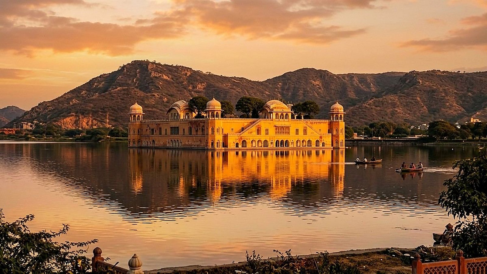 Romantic Jaipur Delight